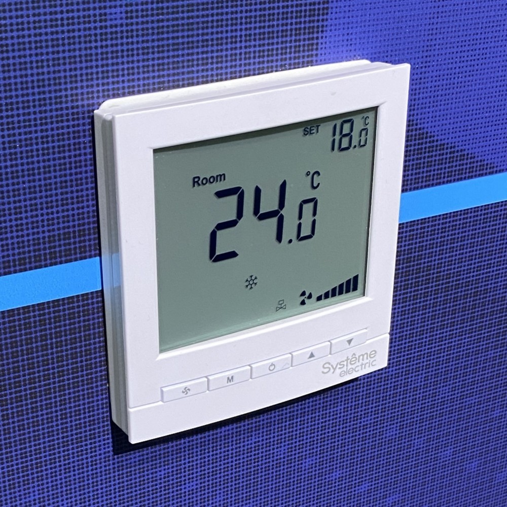 Термостат комнатный цифровой, для 2тр 3ск FCU и 2-поз.клап, 1UI 4DO Modbus бел ~230В BS