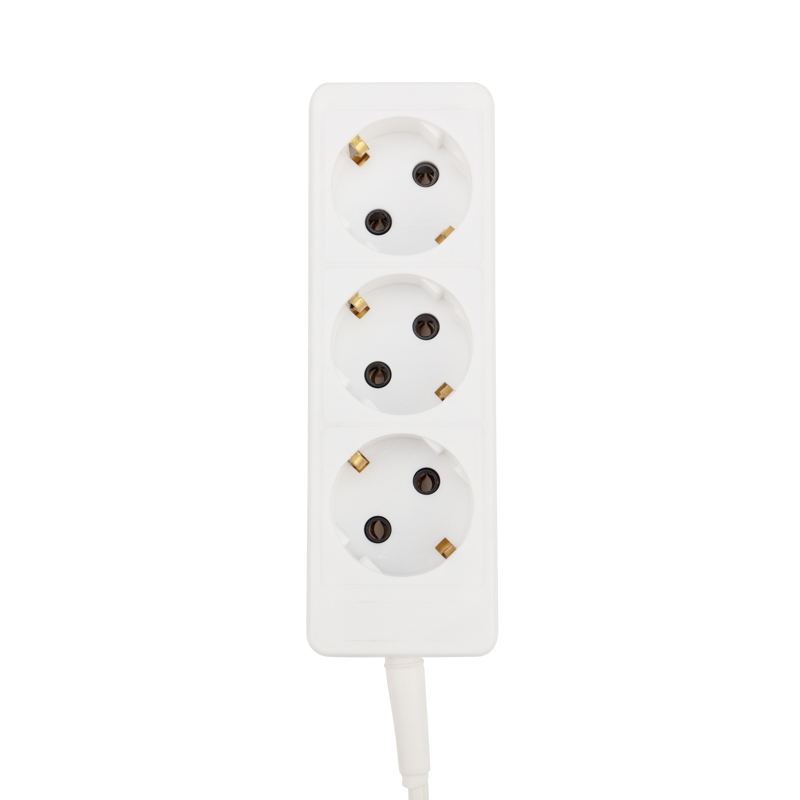 Удлинитель 3 гнезда, 10м, 3х0,75мм², с/з, белый PROconnect