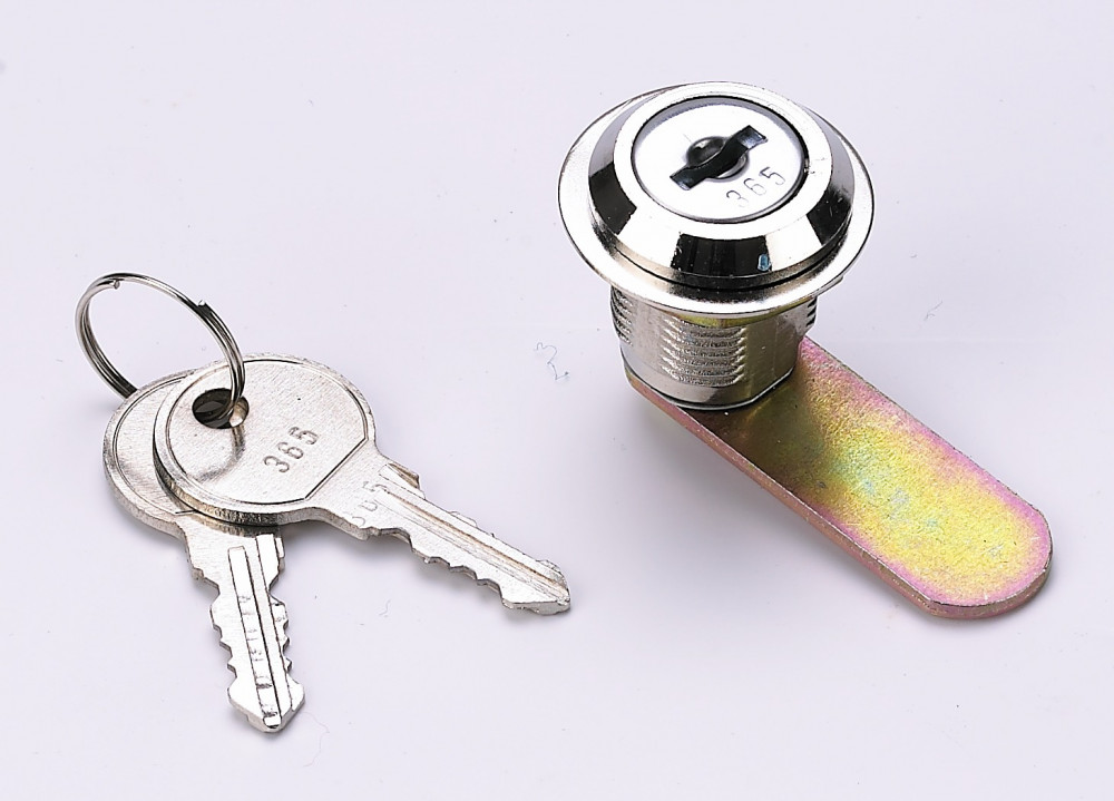 Замок 18-20/40 с прямым ригелем IP31 ЗМ-101 DEKraft